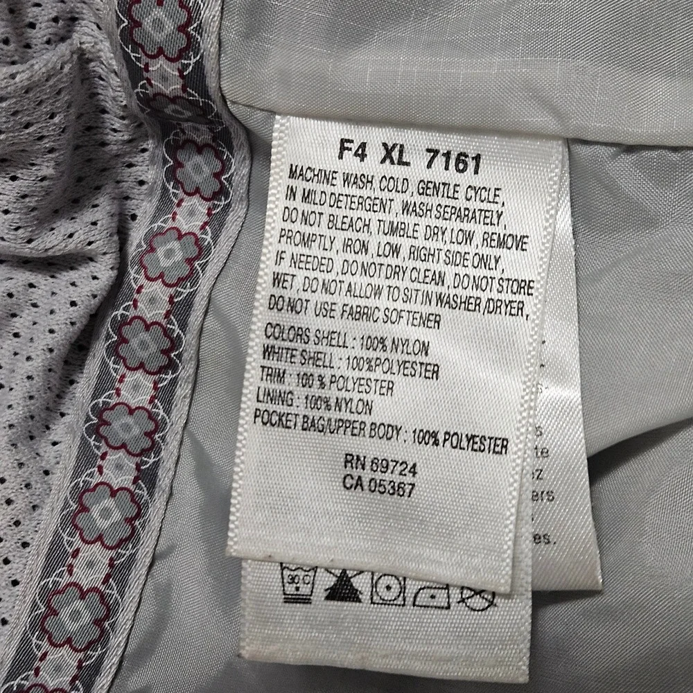 Columbia Sportswear Company please look